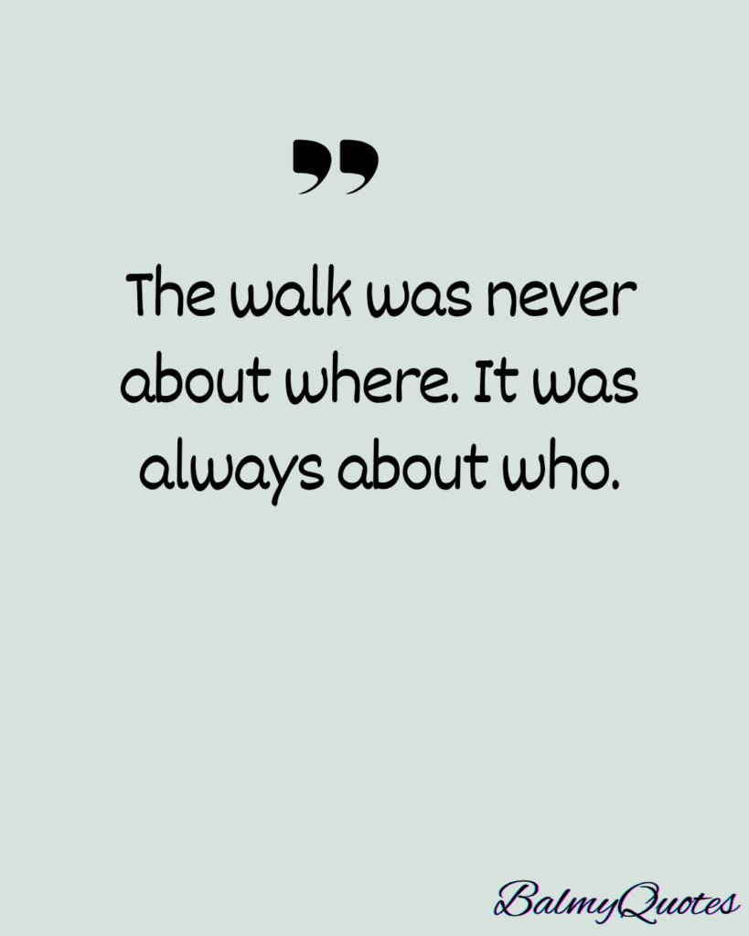 BEST FRIEDS WLAKING TOGETHER